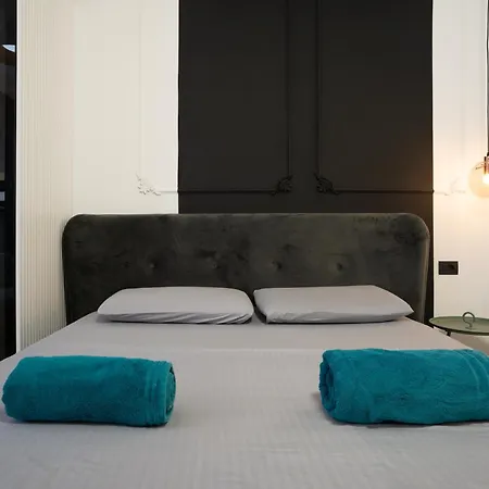 شقة Maisonnova Deluxe Studio تيرانا